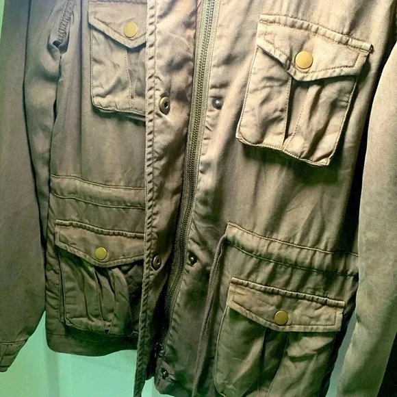 Maison Jules army green utility jacket size medium - Picture 5 of 9